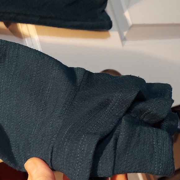 NWOT Applique Detail Asymmetric Tunic - Picture 4 of 6